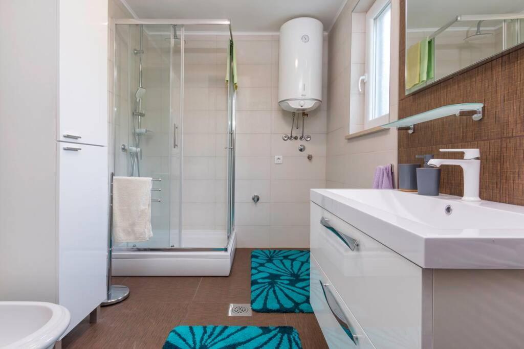 Predivan Novouredeni U Blizini Mora Apartmán Banjole