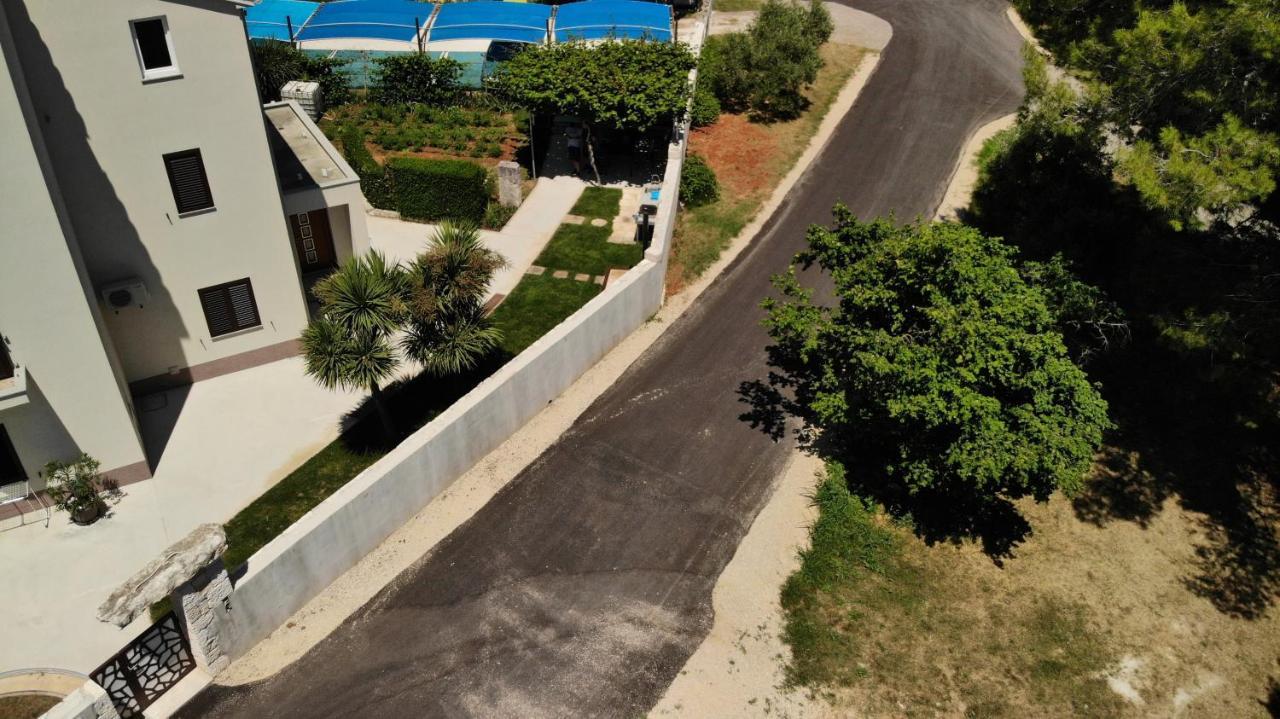 Apartment Predivan Novouredeni U Blizini Mora